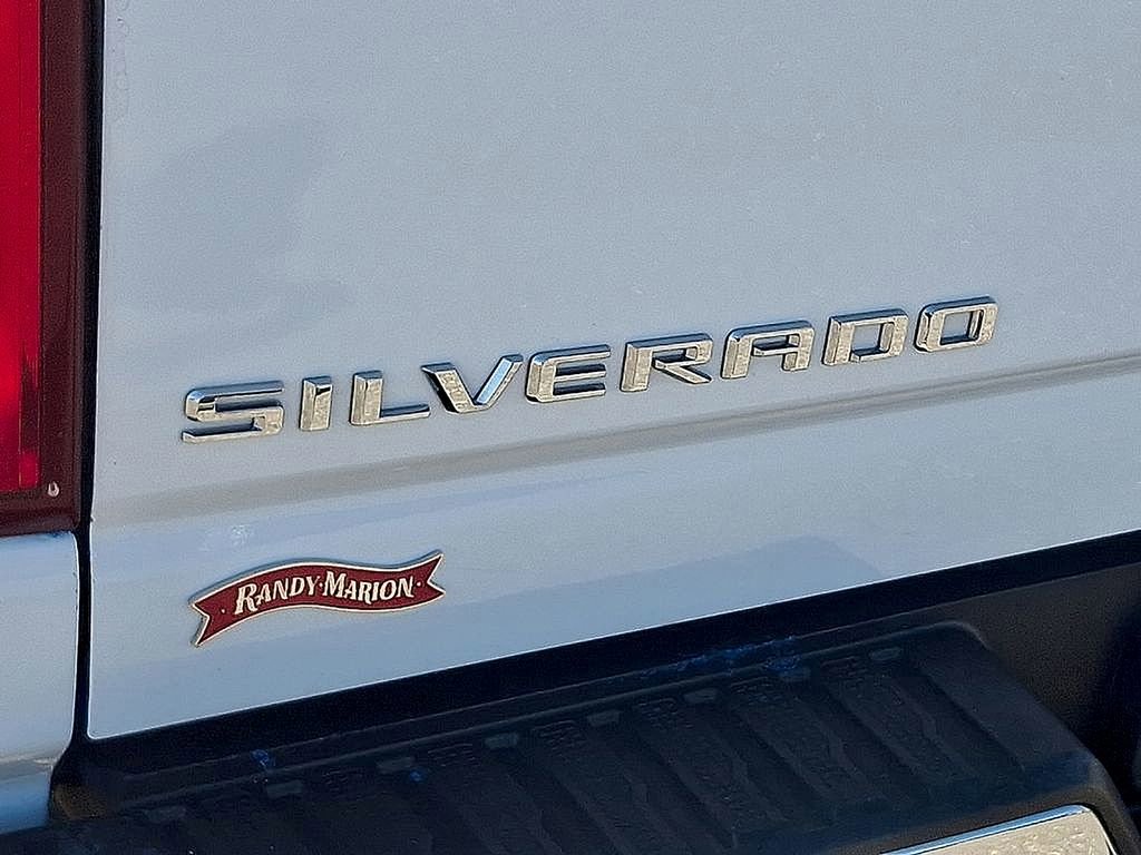 Used 2024 Chevrolet Silverado 2500 LTZ image 34