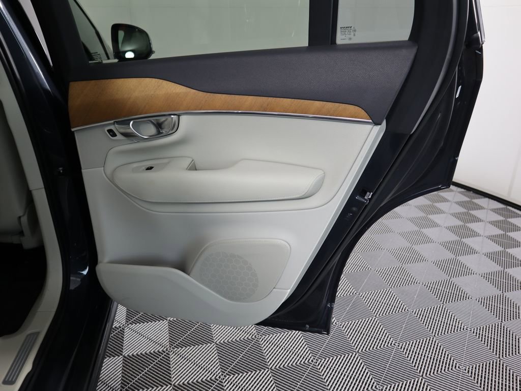 Used 2022 Volvo XC90 T8 Inscription Expression image 29