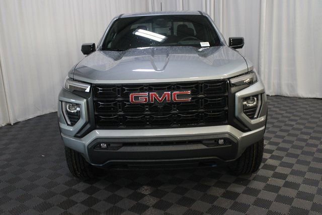 New 2026 GMC Canyon Elevation w/ Convenience Package image 2
