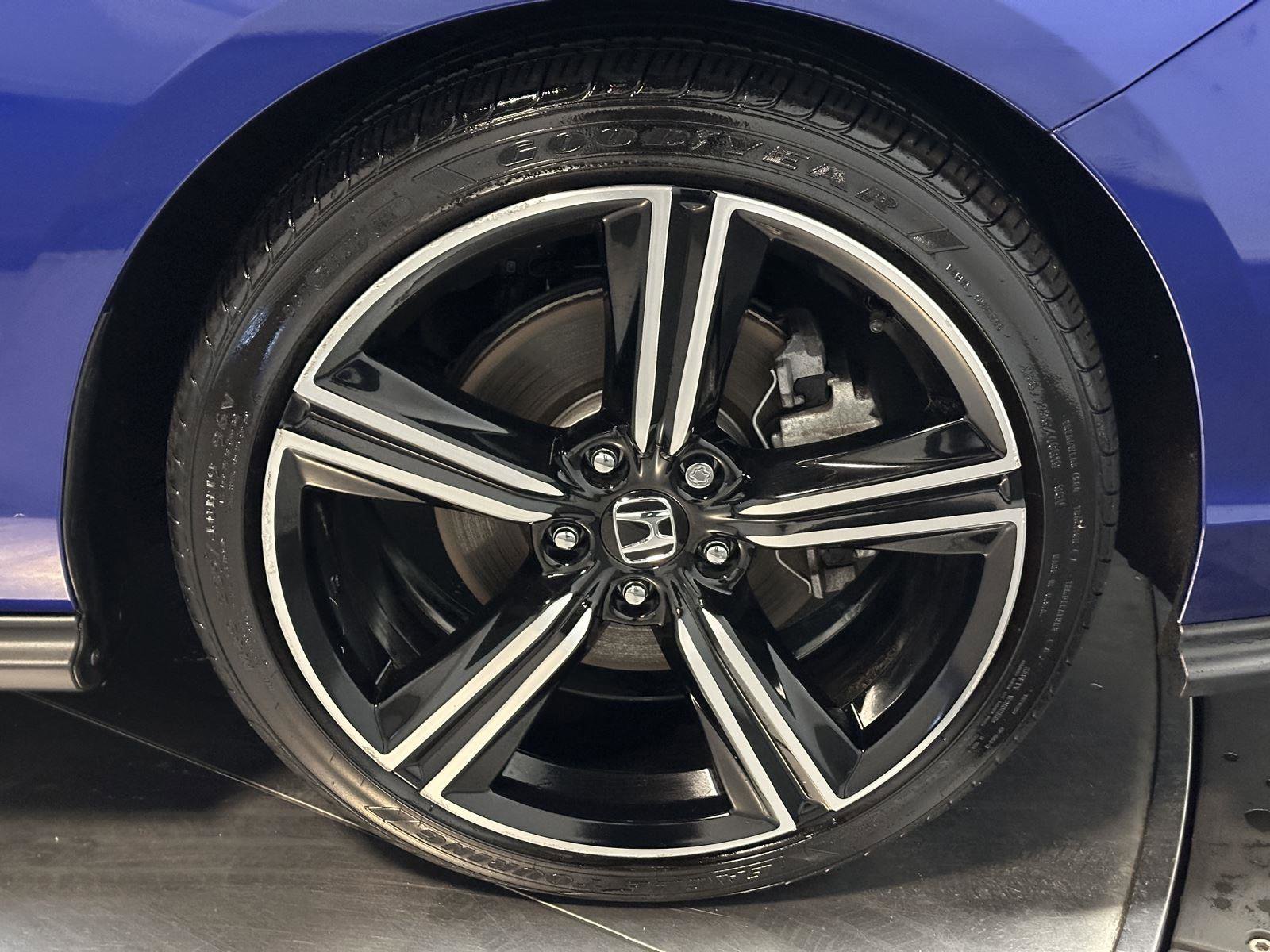 Used 2025 Honda Accord Sport image 17