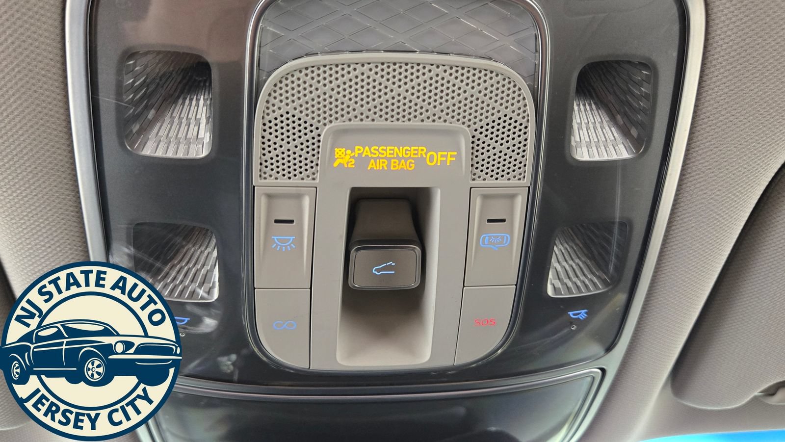 Used 2021 Genesis GV80 2.5T AWD/4WD image 23