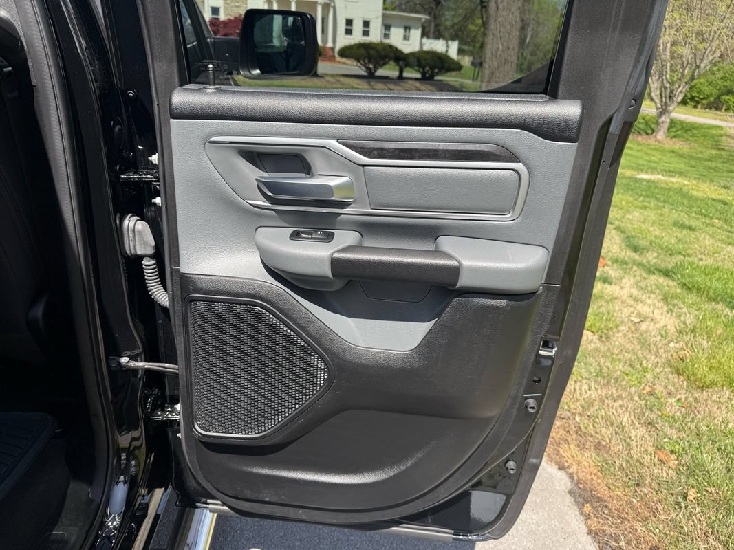 Used 2021 RAM 1500 Big Horn AWD/4WD image 33