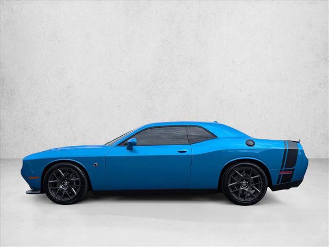 Used 2016 Dodge Challenger R/T Scat Pack w/ Leather Interior Group RWD image 8