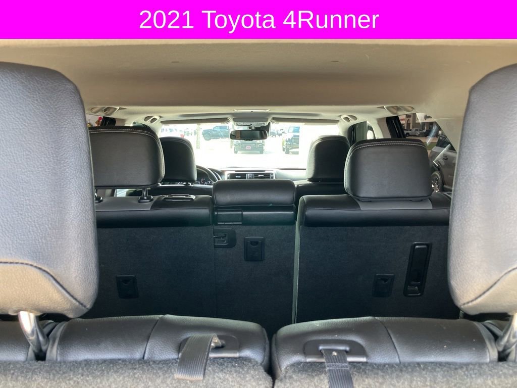 Used 2021 Toyota 4Runner SR5 Premium image 17