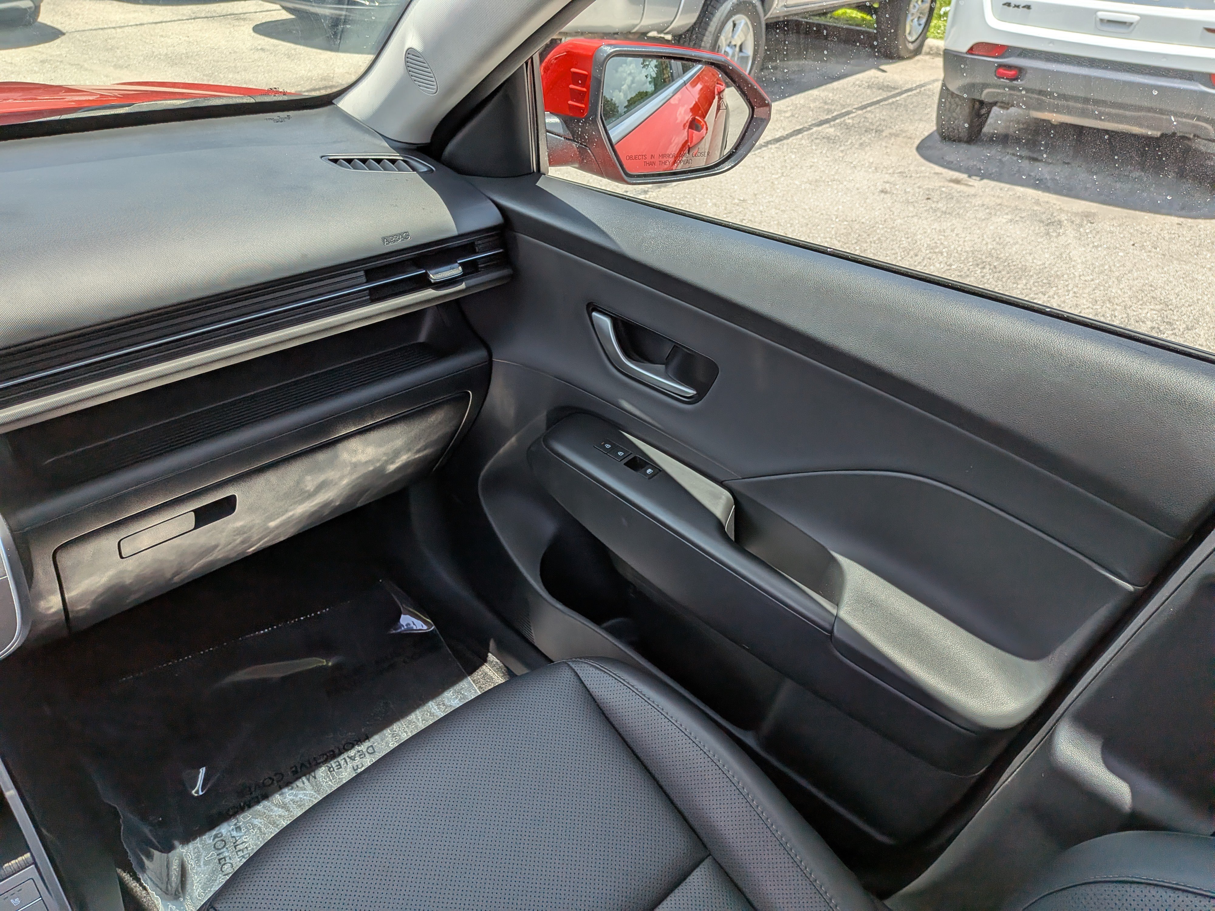 Used 2025 Hyundai Kona Limited FWD image 16
