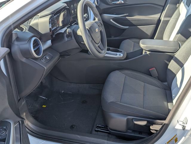 New 2026 Chevrolet Trax LS image 5