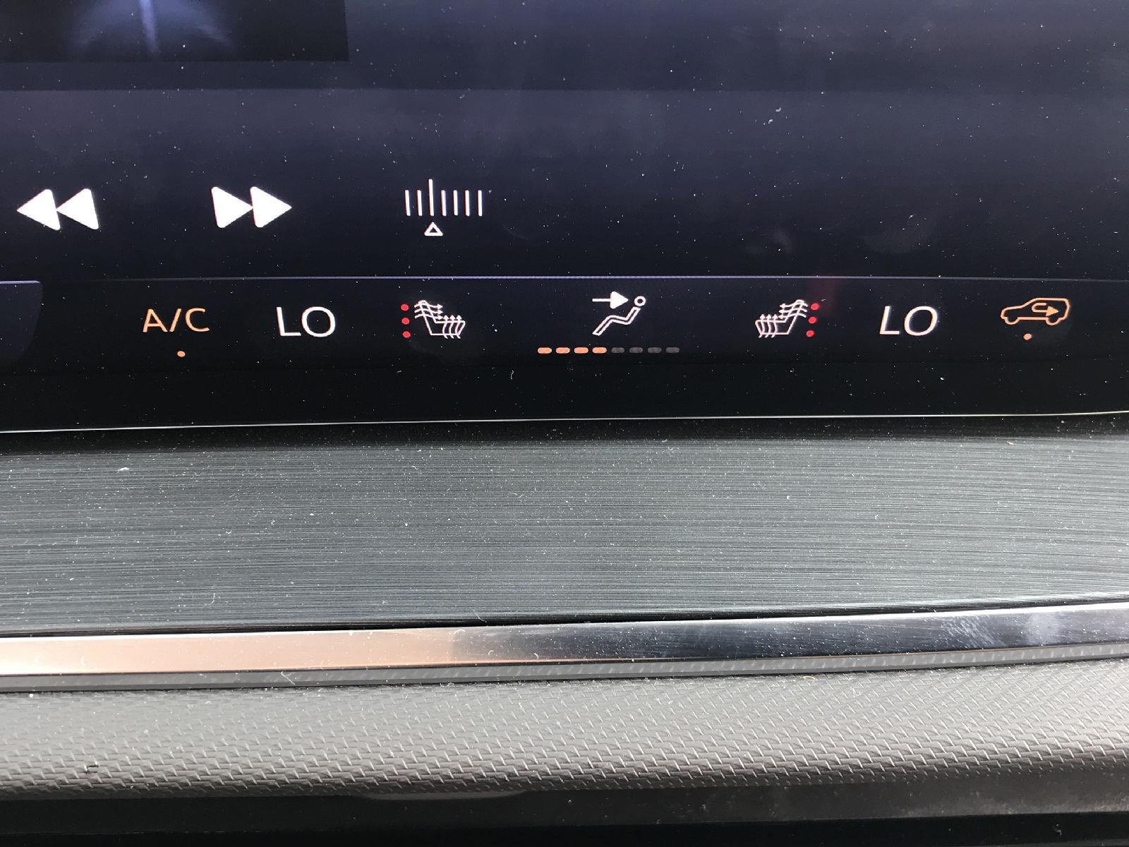 Used 2026 Buick Envision Preferred AWD/4WD image 39