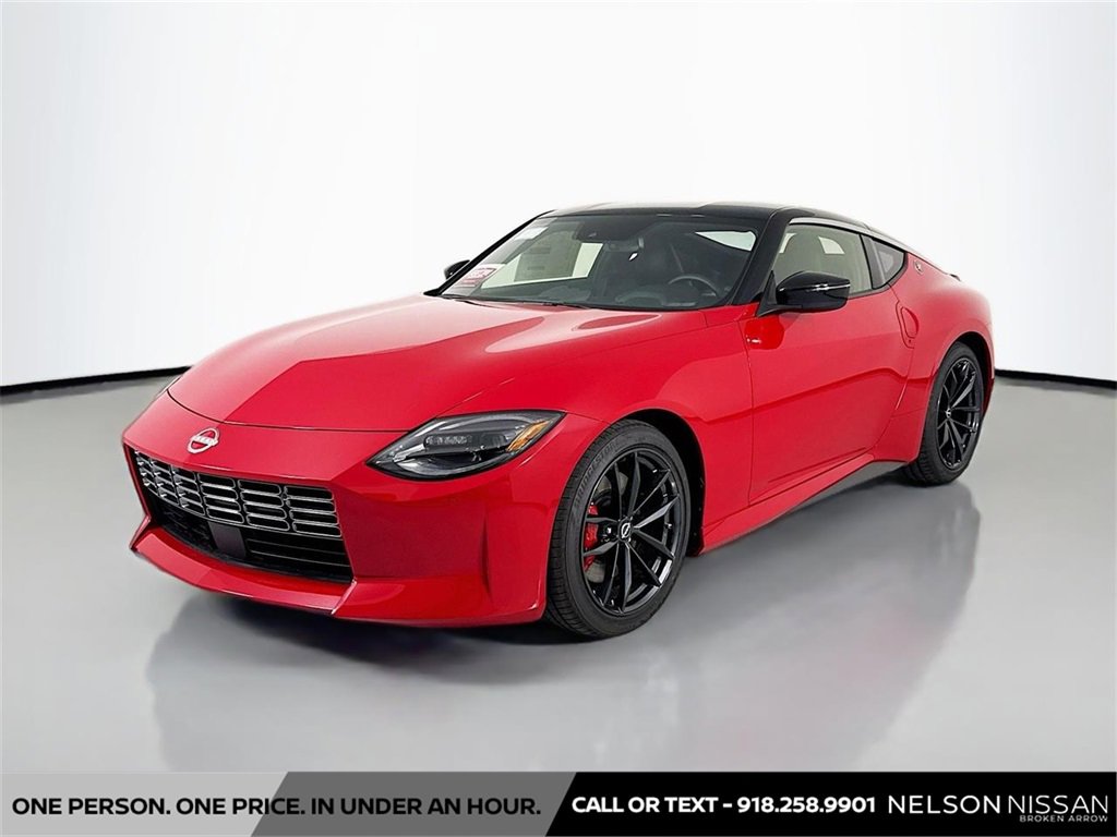 New 2025 Nissan Z Performance w/ Floor Mat Package