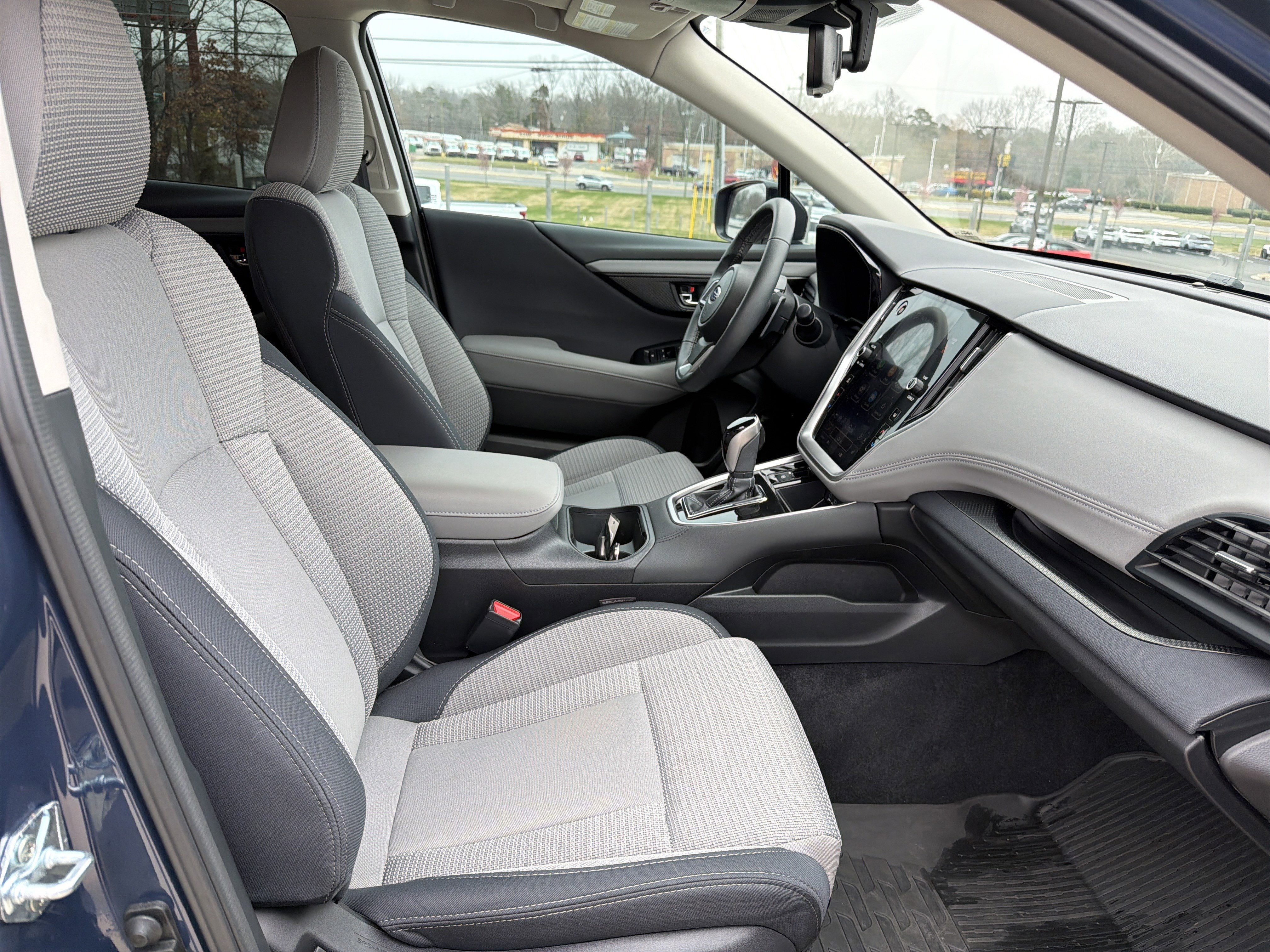Used 2025 Subaru Outback Premium w/ Popular Package #1A image 33
