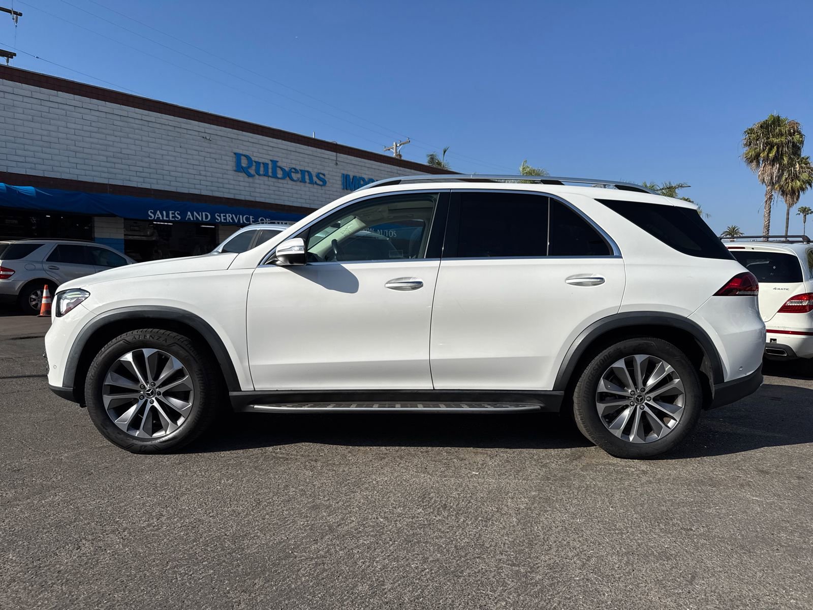 Used 2022 Mercedes-Benz GLE 350 w/ Premium Package image 5
