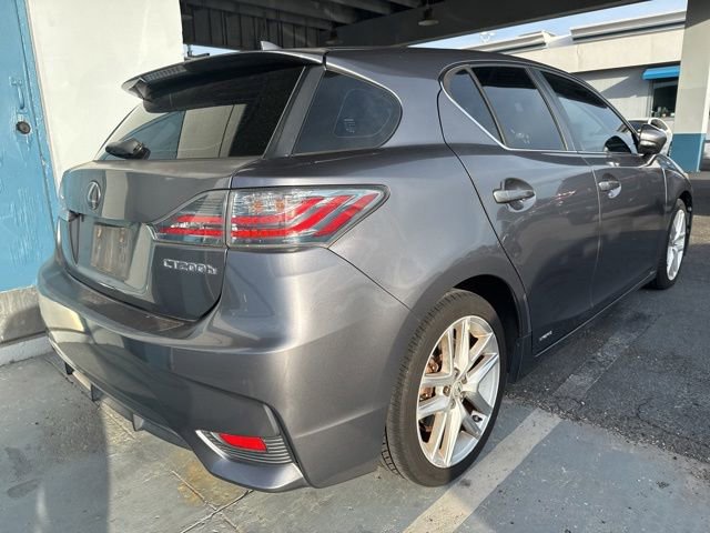 Used 2015 Lexus CT 200h w/ Navigation Package FWD image 2