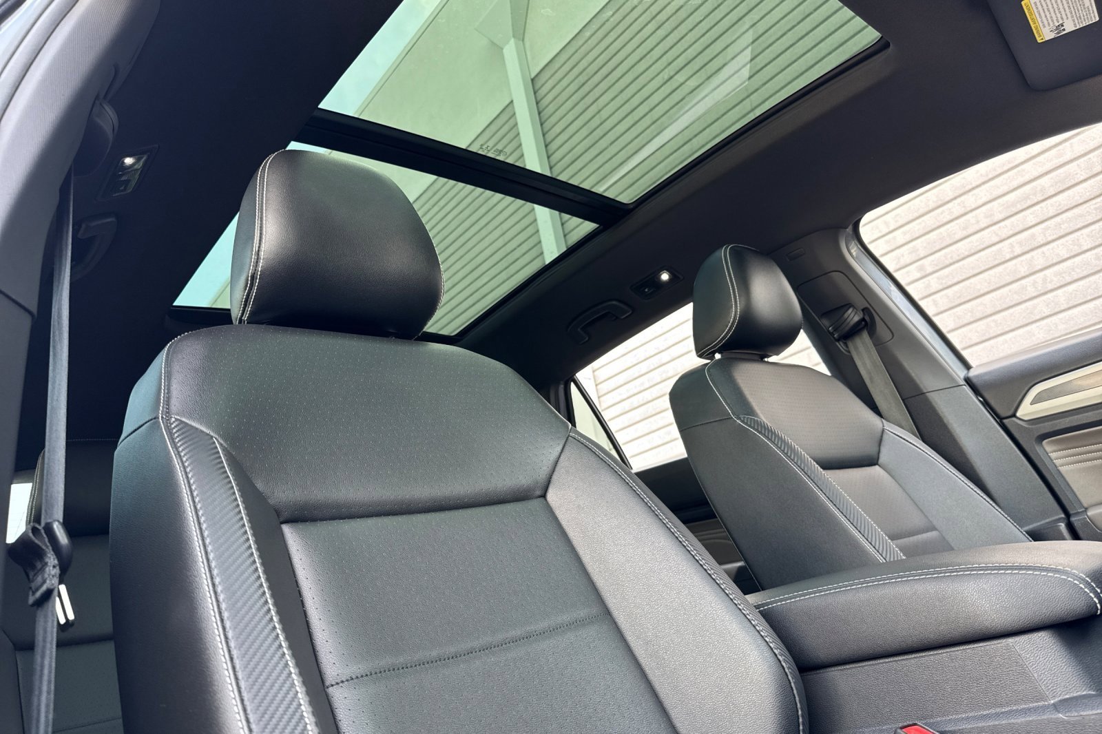 Used 2021 Volkswagen Atlas Cross Sport SEL image 17