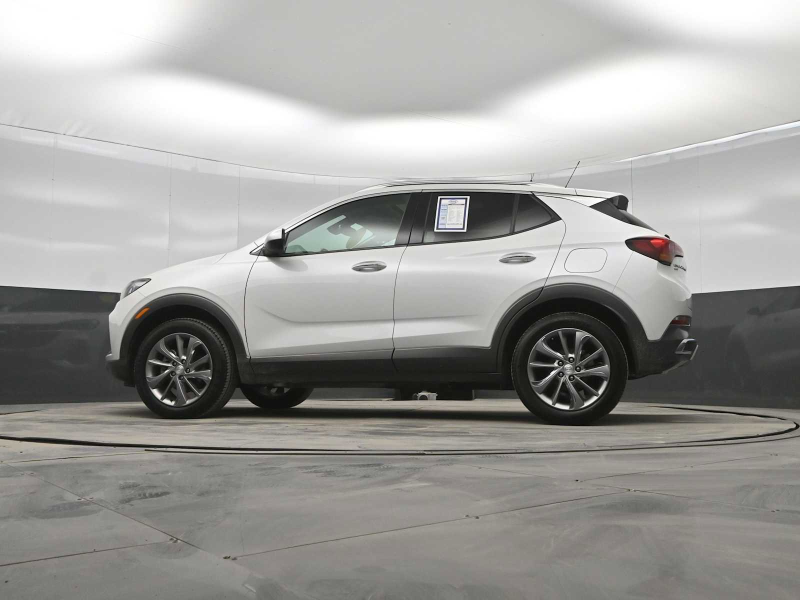 Used 2022 Buick Encore GX Essence w/ Experience Buick Package AWD/4WD image 35