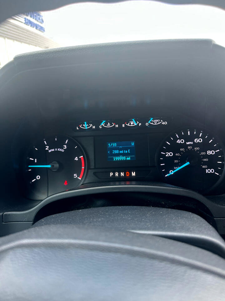 Used 2022 Ford F350 XL w/ Power Equipment Group image 21