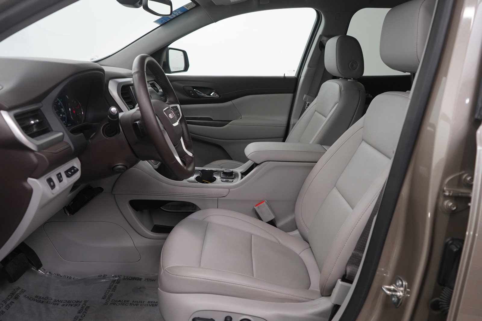 Used 2023 GMC Acadia SLT w/ Technology Package image 15