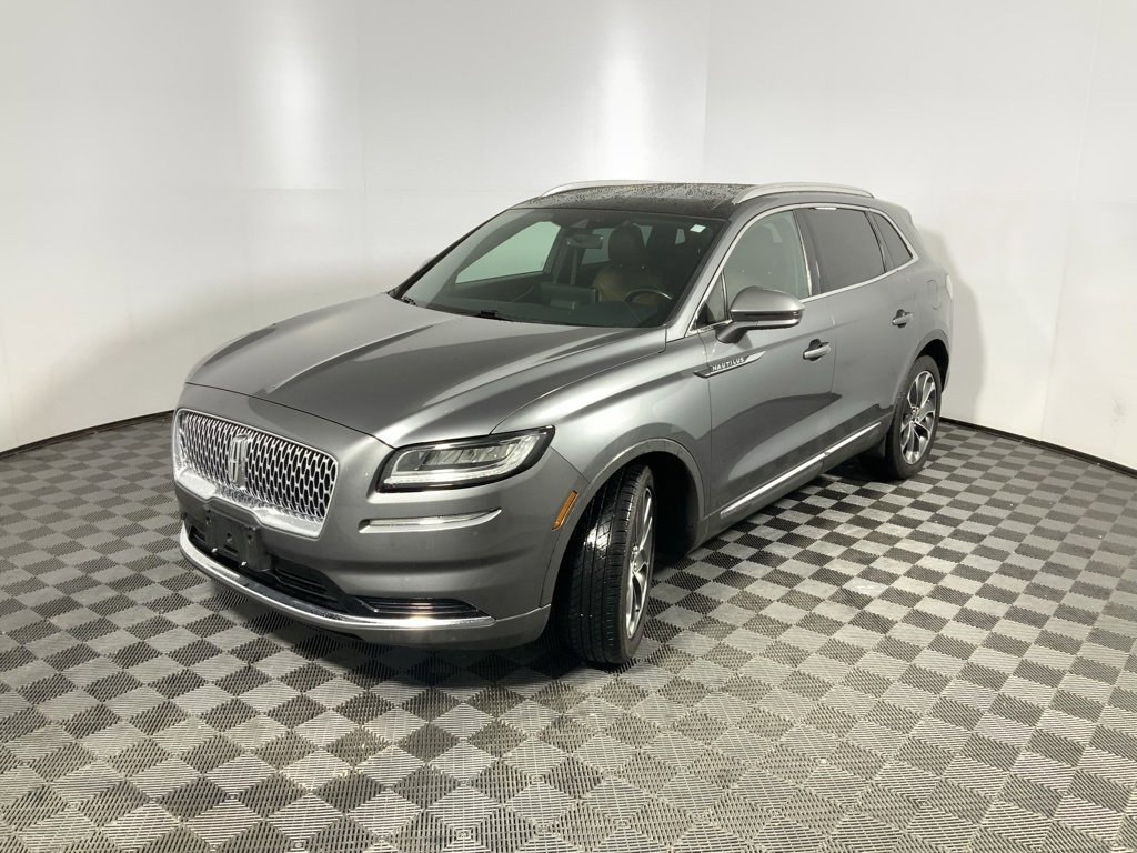 Used 2022 Lincoln Nautilus Reserve w/ Class II Trailer Tow Package image 10