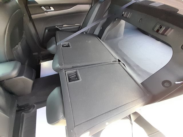 Used 2022 Kia K5 GT-Line AWD/4WD image 45