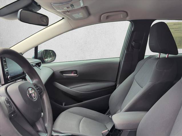 Used 2020 Toyota Corolla LE FWD image 14