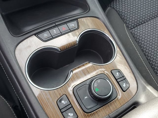 Used 2022 GMC Acadia SLE w/ Driver Convenience Package FWD image 29