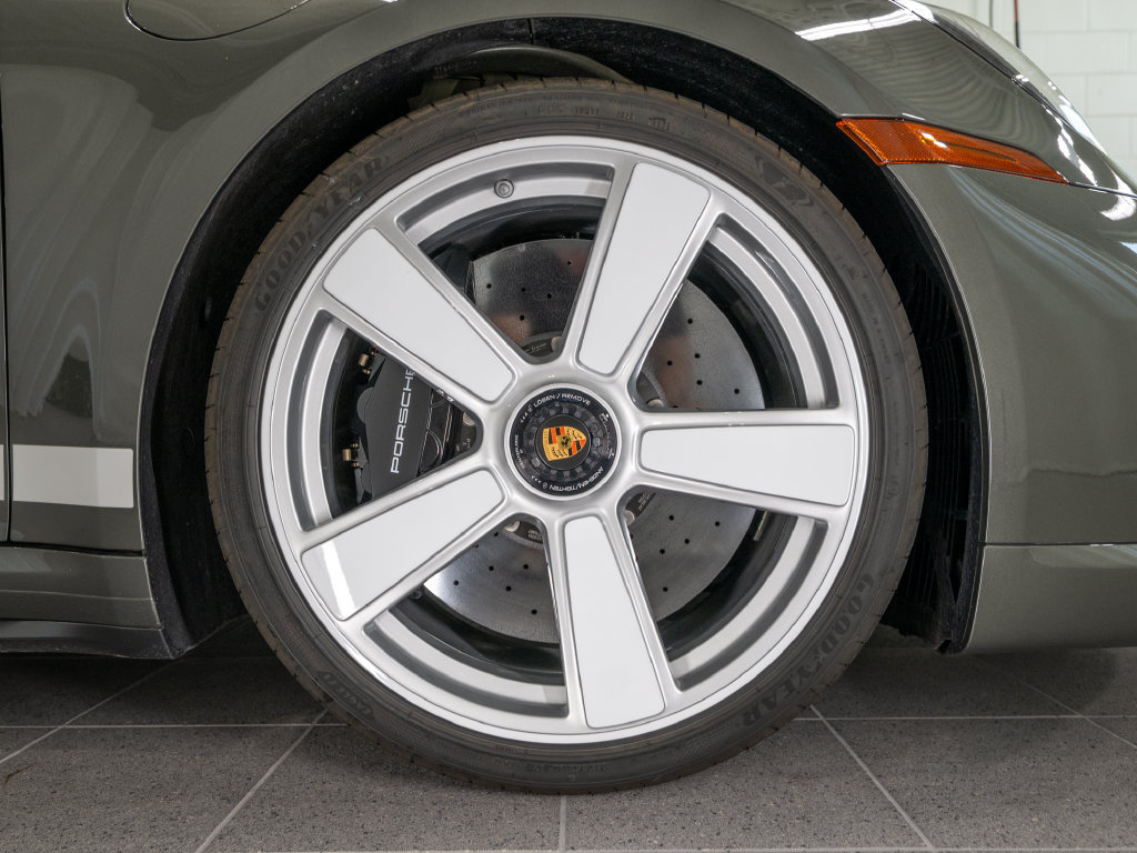 Used 2025 Porsche 911 Turbo S AWD/4WD image 50