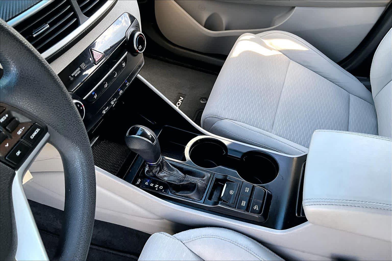 Used 2019 Hyundai Tucson SE AWD/4WD image 16