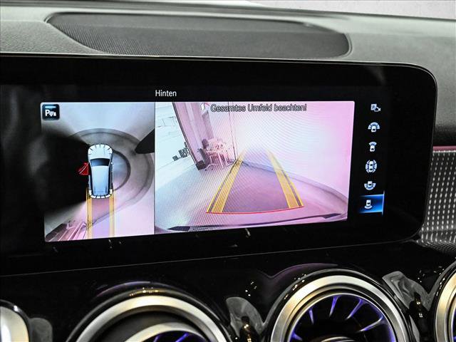 Used 2022 Mercedes-Benz GLB 250 4MATIC w/ Premium Package Lite image 15