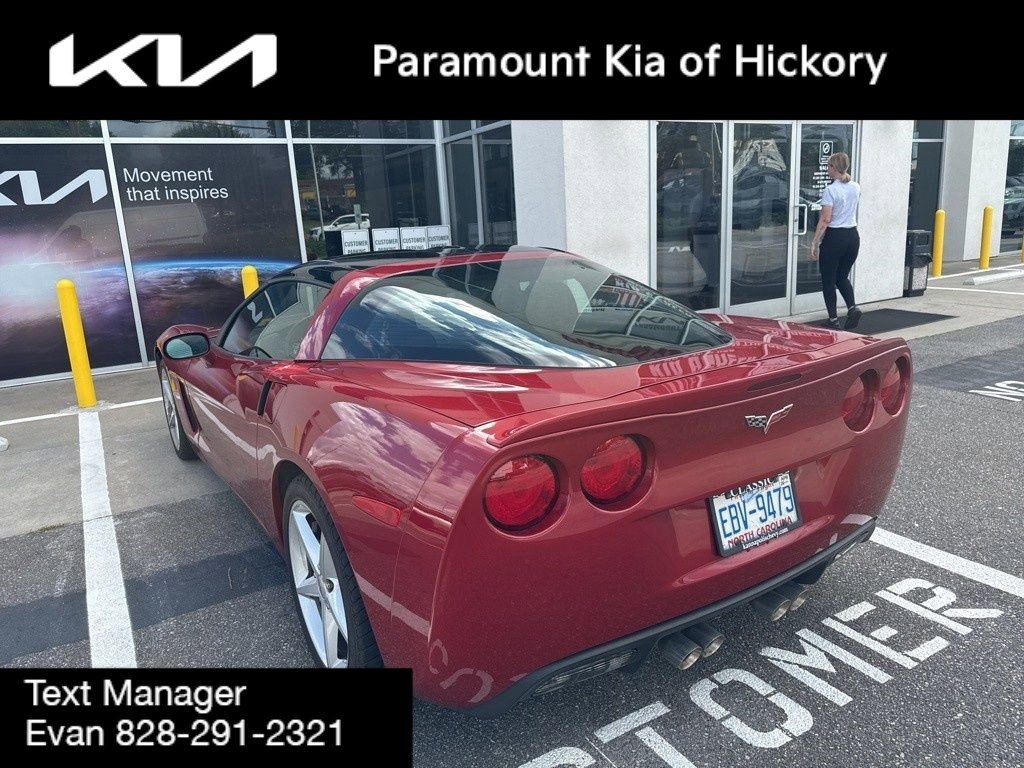 Used 2013 Chevrolet Corvette Coupe w/ 2LT Preferred Equipment Group image 4