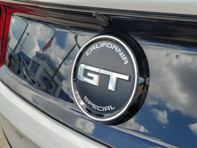Certified 2017 Ford Mustang GT Premium RWD image 30