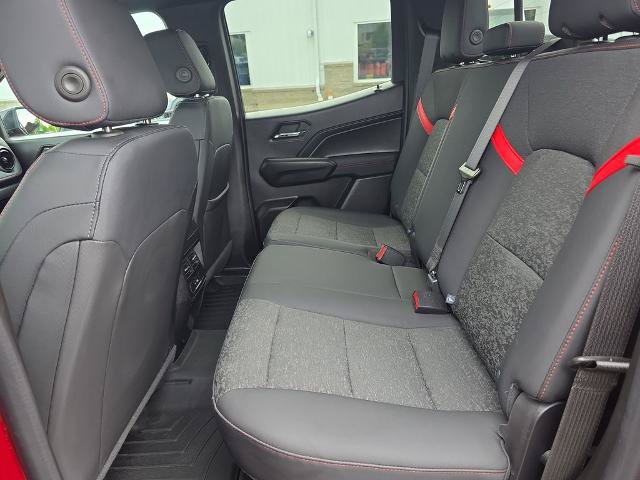 Used 2024 Chevrolet Colorado Z71 w/ Z71 Convenience Package 2 AWD/4WD image 9