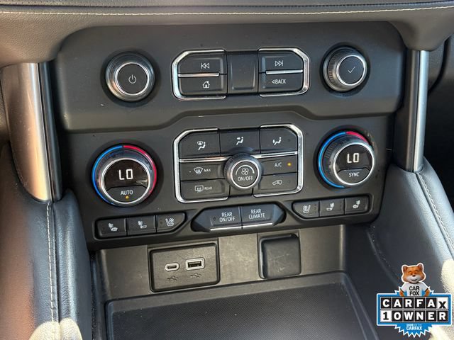 Used 2024 Chevrolet Suburban Premier RWD image 17