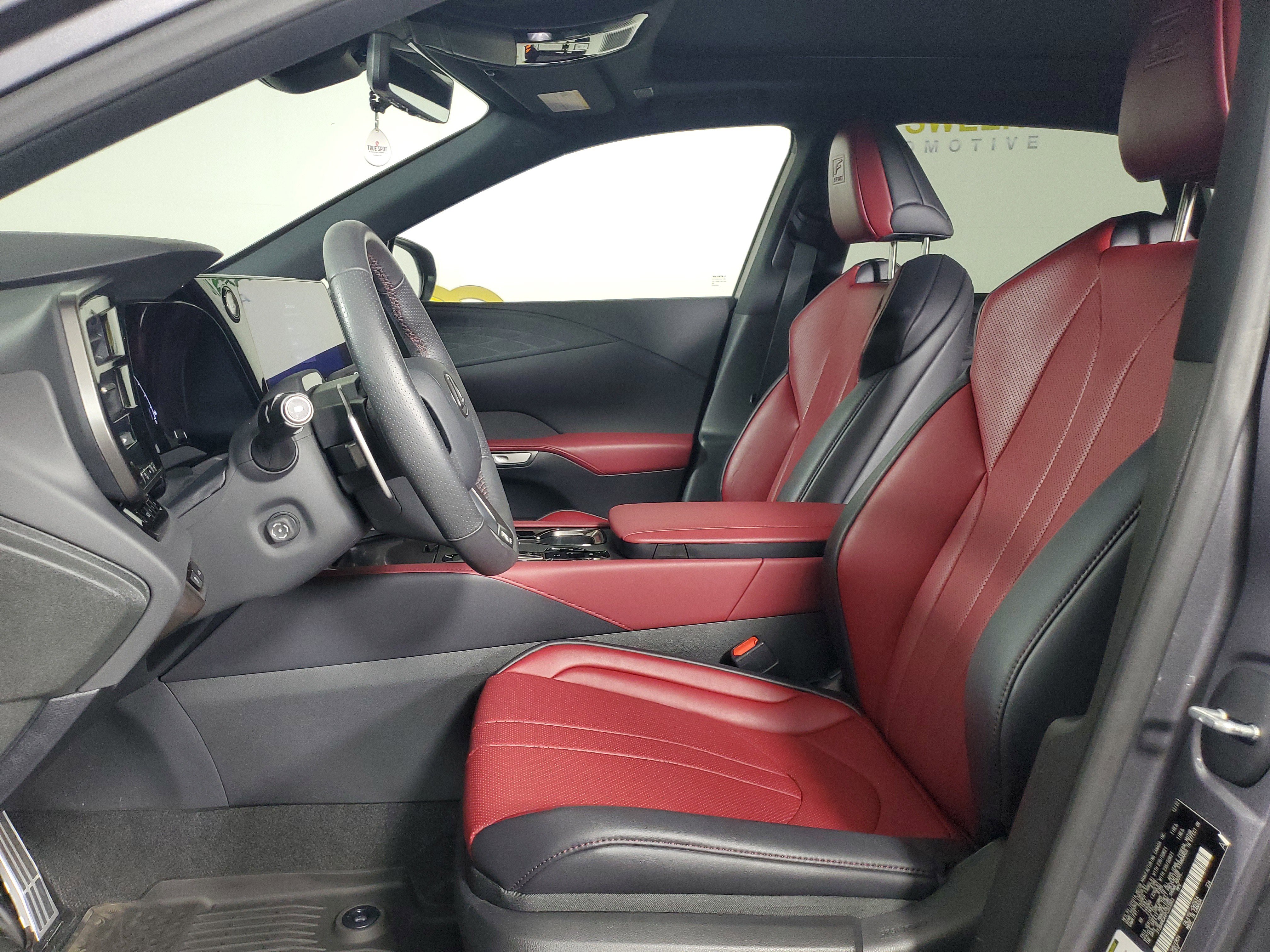 Used 2023 Lexus RX 350 F Sport image 9