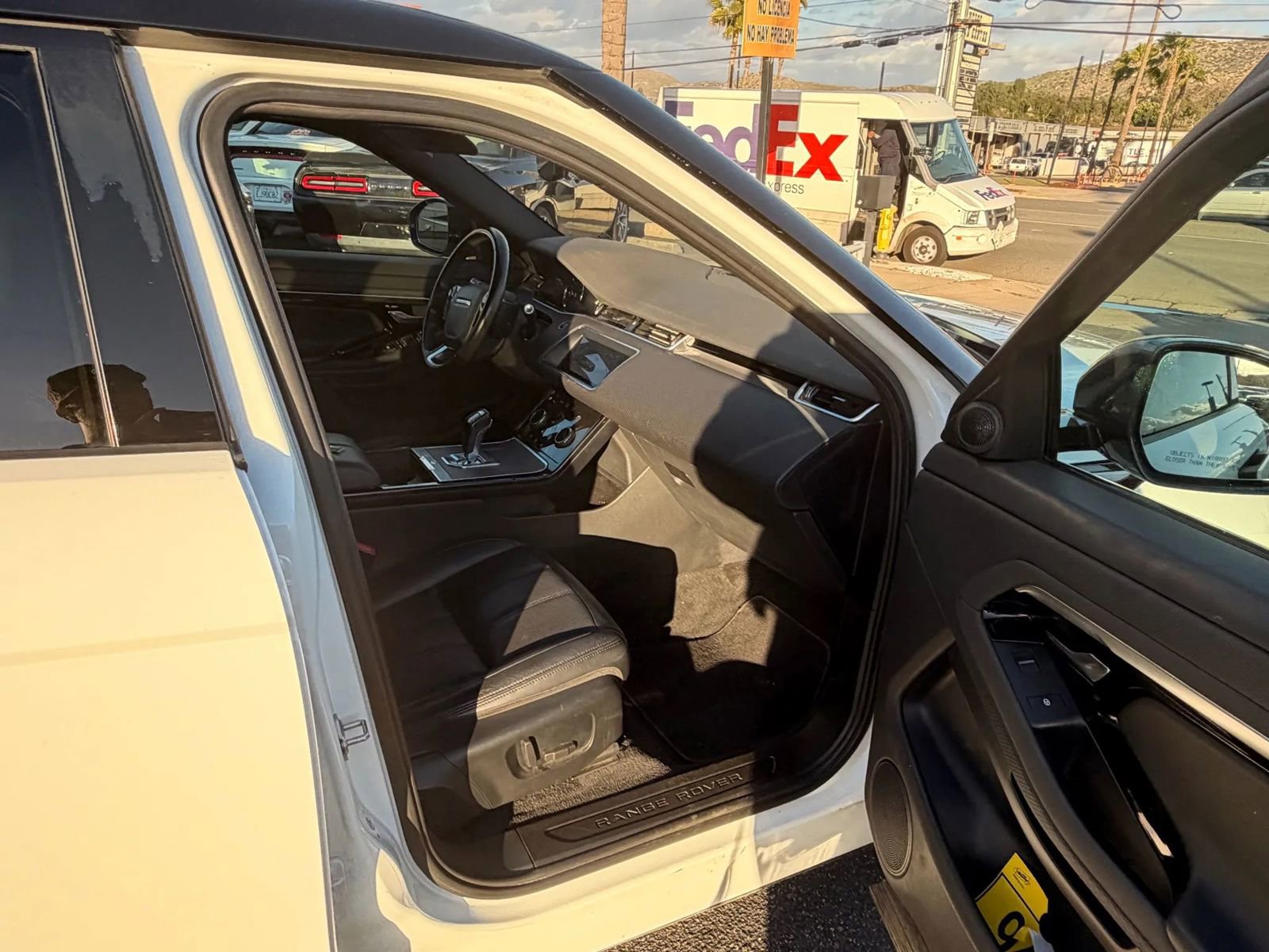 Used 2020 Land Rover Range Rover Evoque S image 18