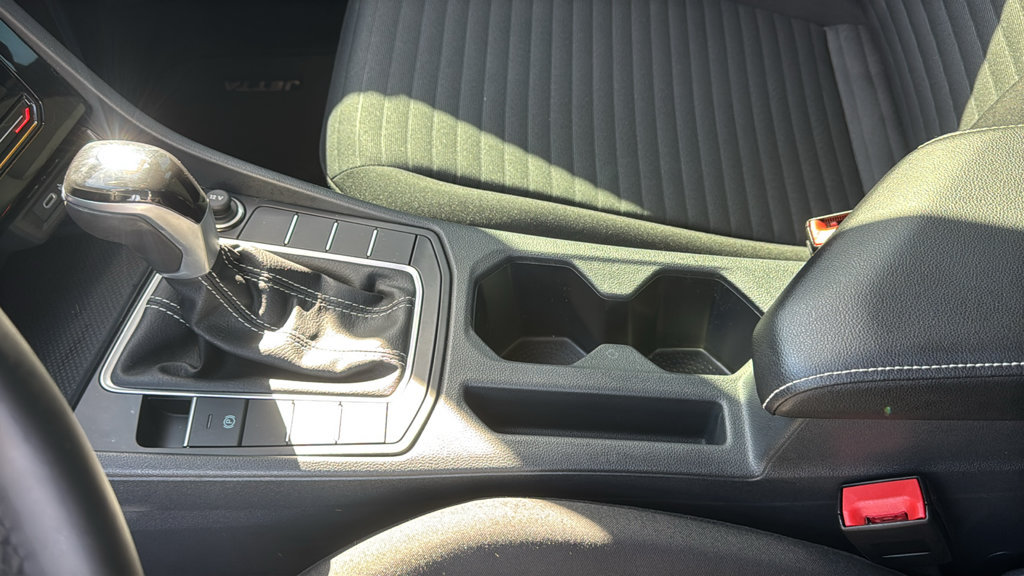 Used 2025 Volkswagen Jetta S FWD image 22
