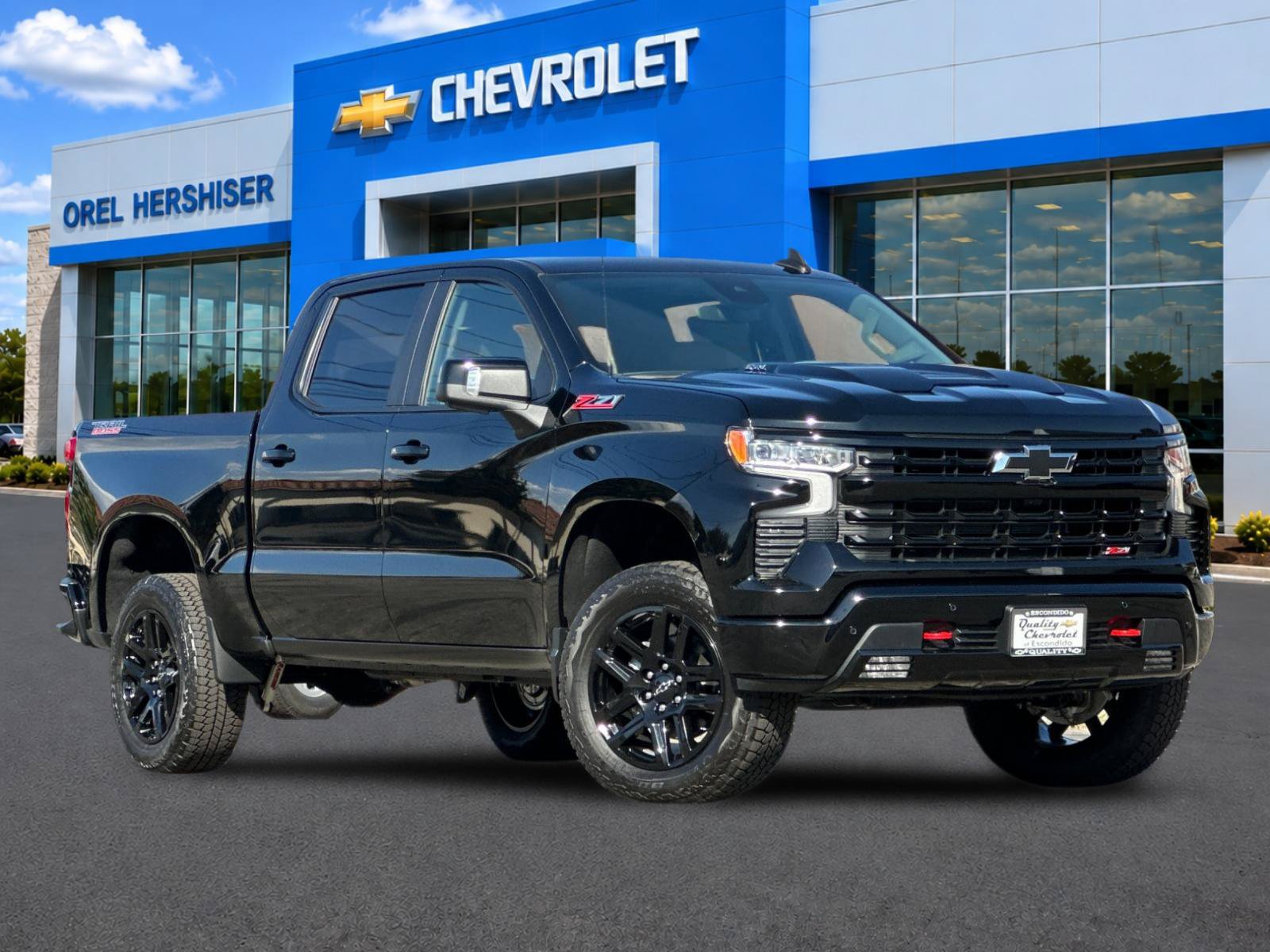 New 2026 Chevrolet Silverado 1500 LT Trail Boss w/ LT Trail Boss Premium Package AWD/4WD image 2