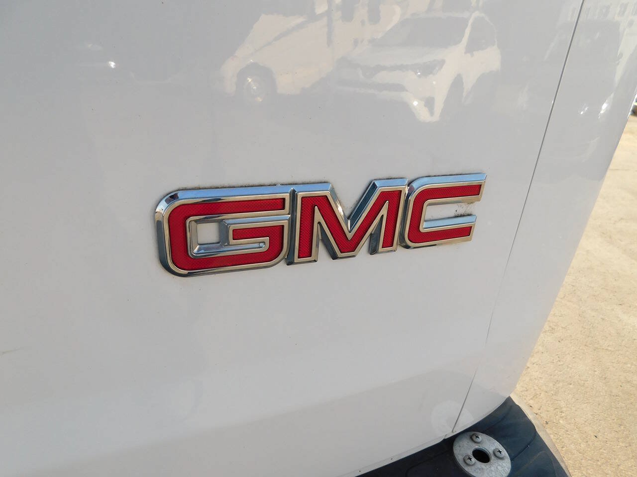Used 2017 GMC Savana 2500 w/ All Terrain Package RWD image 14