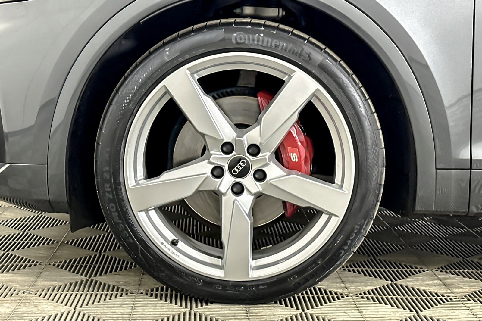 Used 2023 Audi SQ5 Premium Plus w/ Premium Plus Package image 25