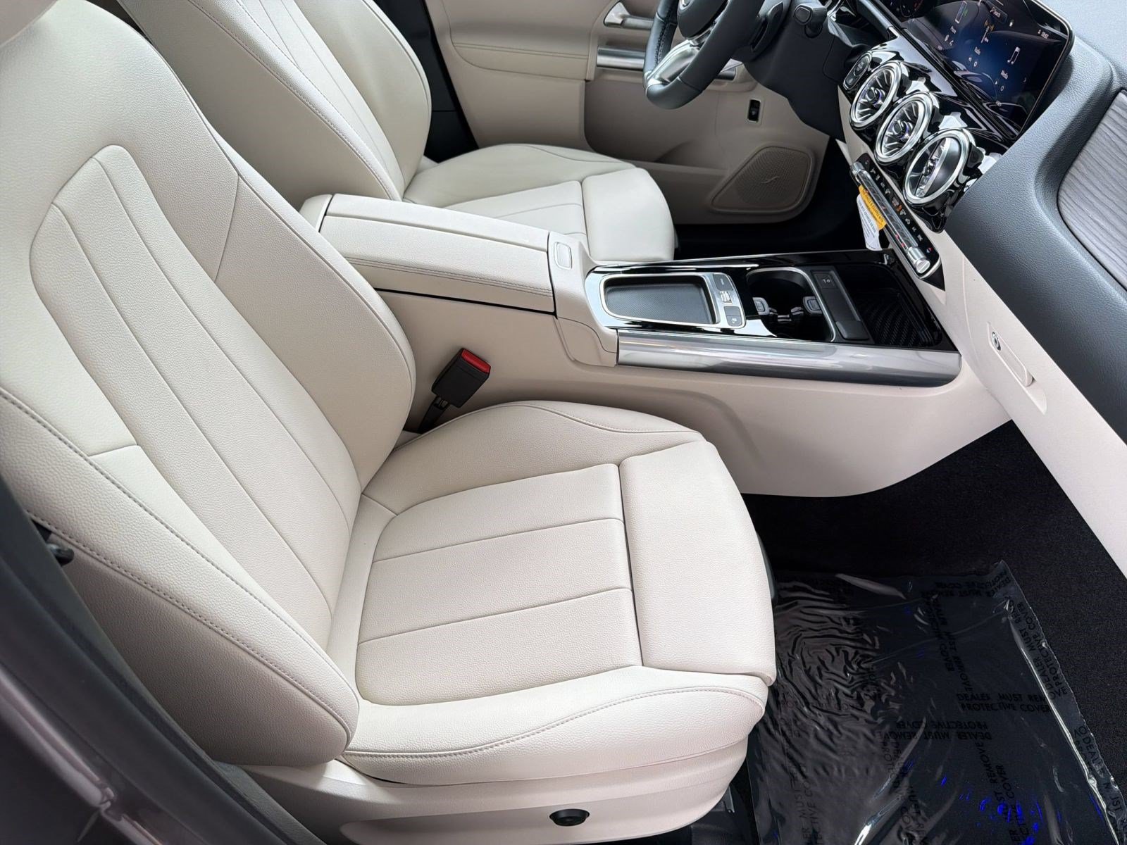 Used 2026 Mercedes-Benz GLA 250 image 30