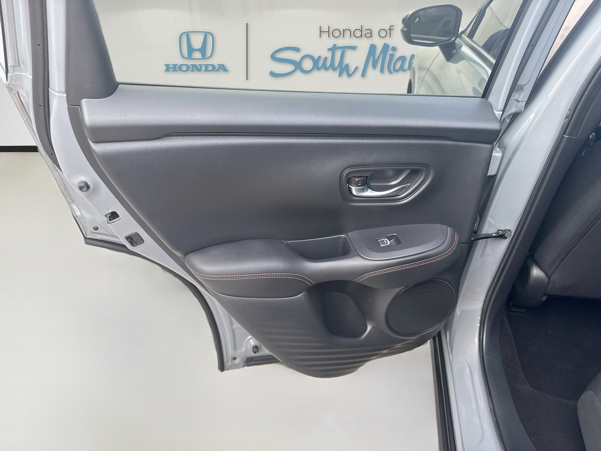 Certified 2025 Honda HR-V Sport image 24