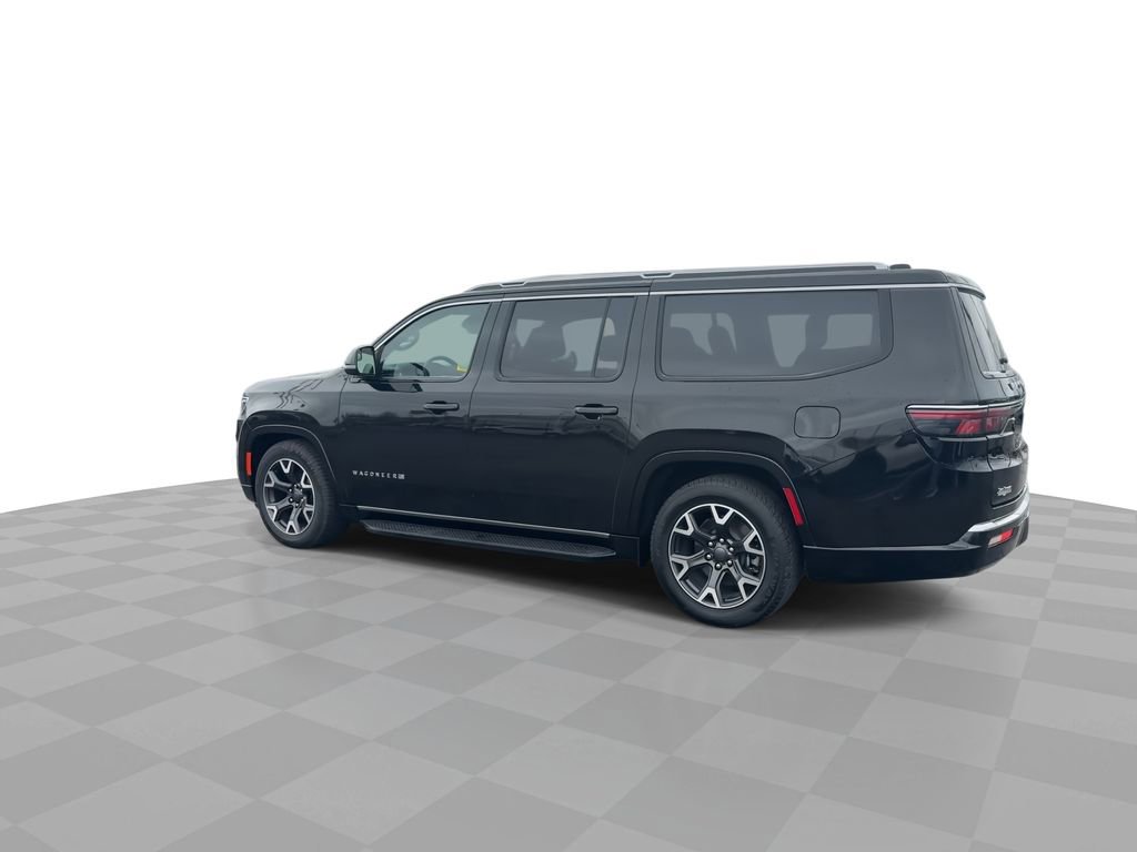 Used 2024 Jeep Wagoneer L Series III w/ Flexible Seating Group image 7