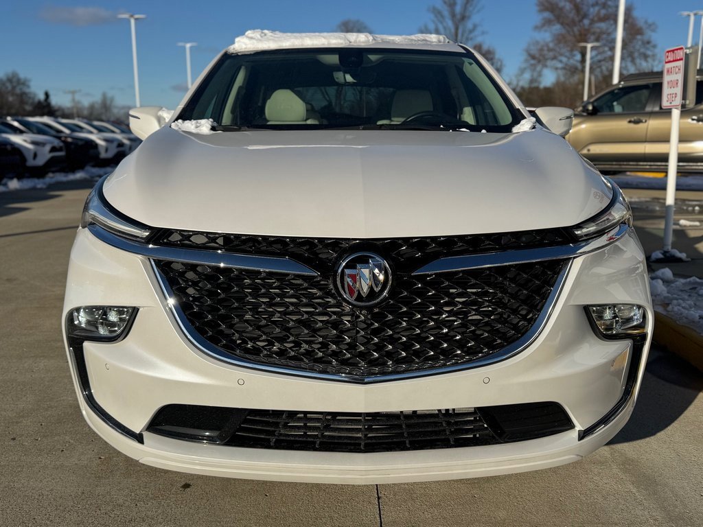 Used 2023 Buick Enclave Avenir w/ Avenir Technology Package image 2