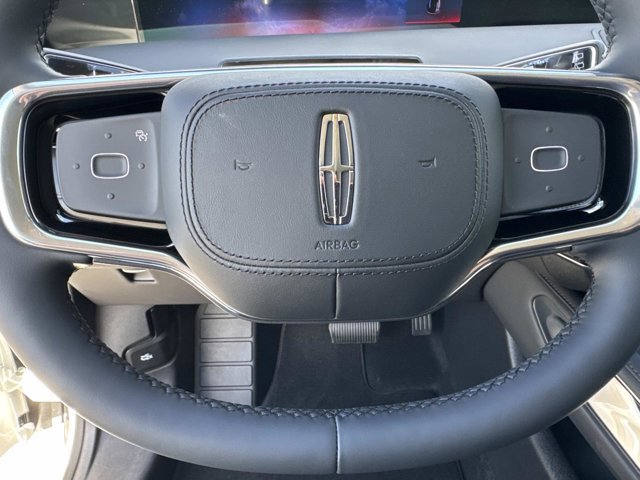 New 2026 Lincoln Nautilus Reserve image 26