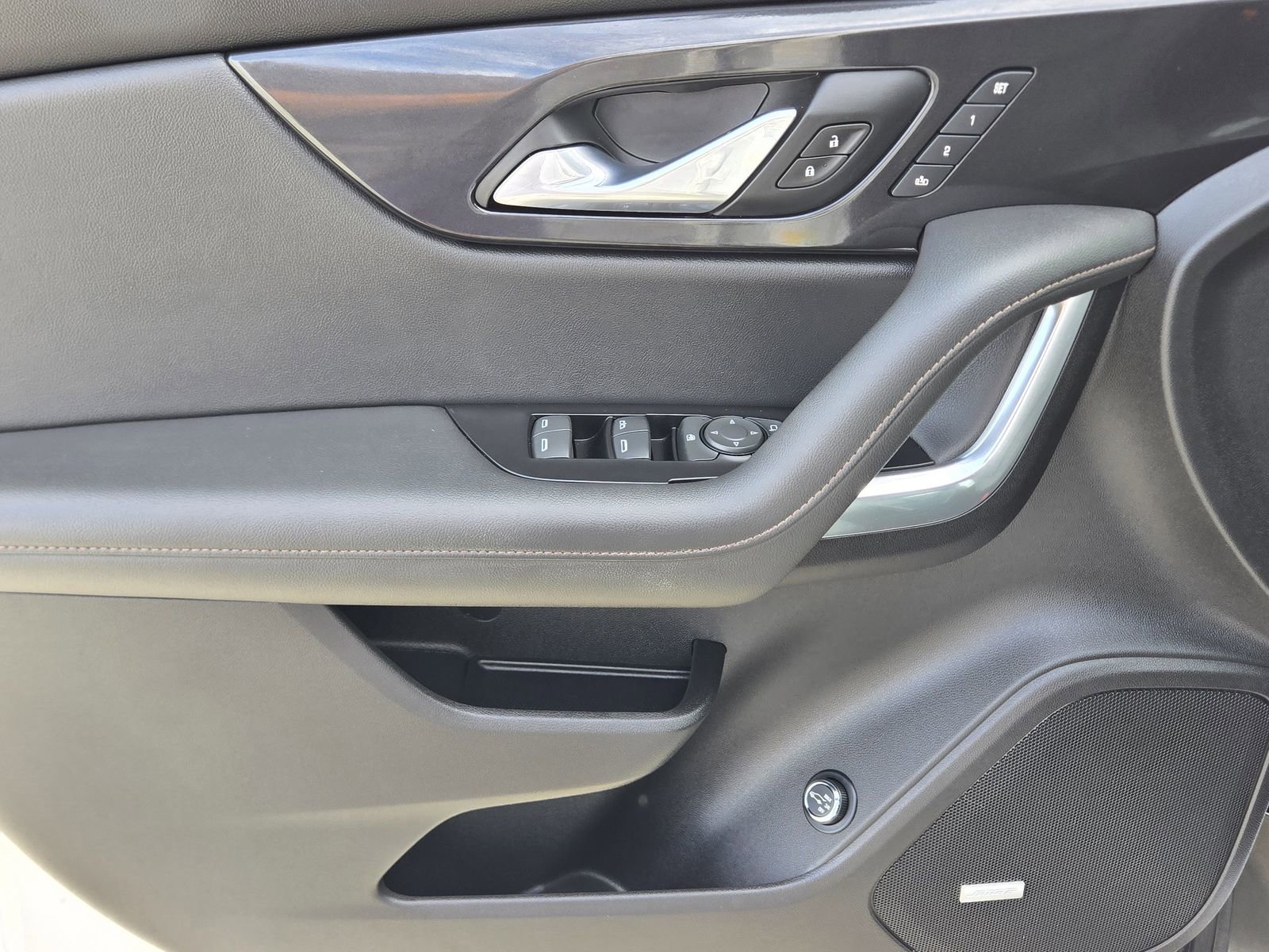 Used 2020 Chevrolet Blazer Premier w/ Driver Confidence II Package image 32