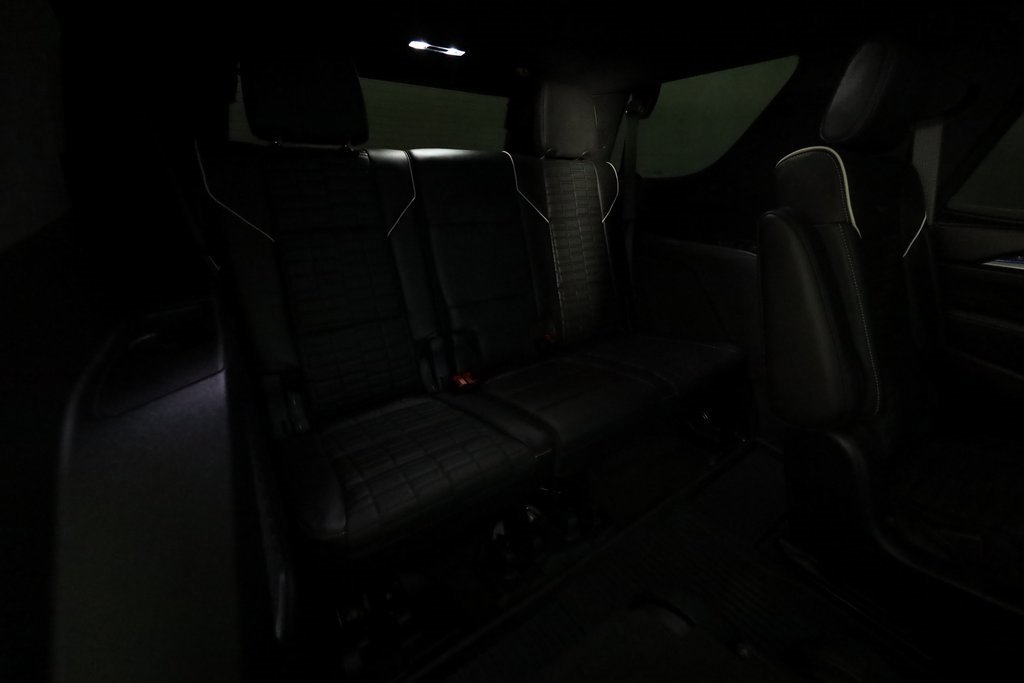 Used 2025 Cadillac Escalade V image 14