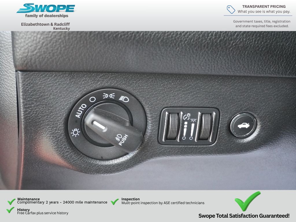 Used 2017 Dodge Challenger R/T Scat Pack RWD image 13