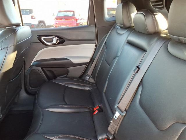 Used 2024 Jeep Compass Limited image 16