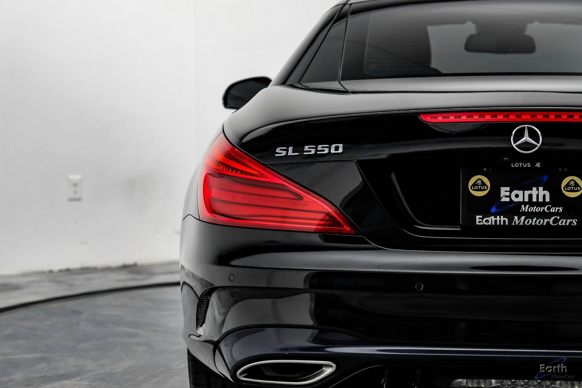 Used 2017 Mercedes-Benz SL 550 image 14