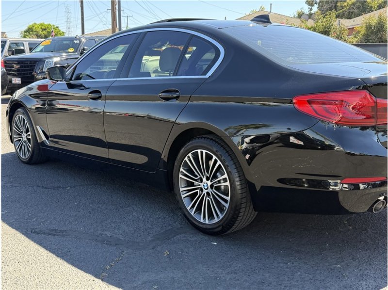 Used 2020 BMW 530i w/ Premium Package image 47