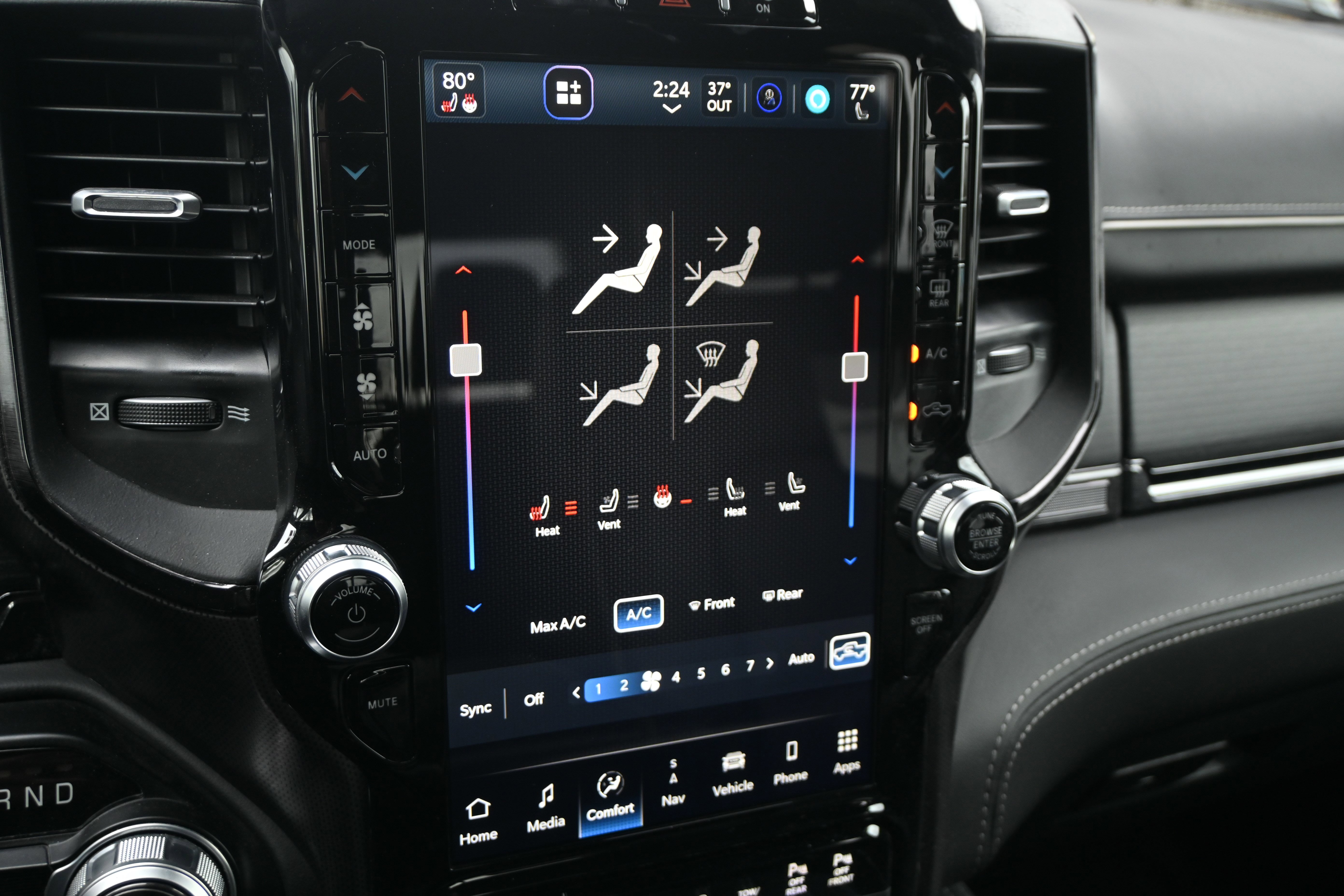 Used 2022 RAM 1500 Limited image 21