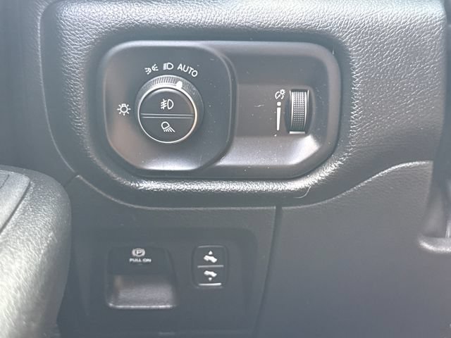 Used 2022 RAM 1500 Big Horn RWD image 37