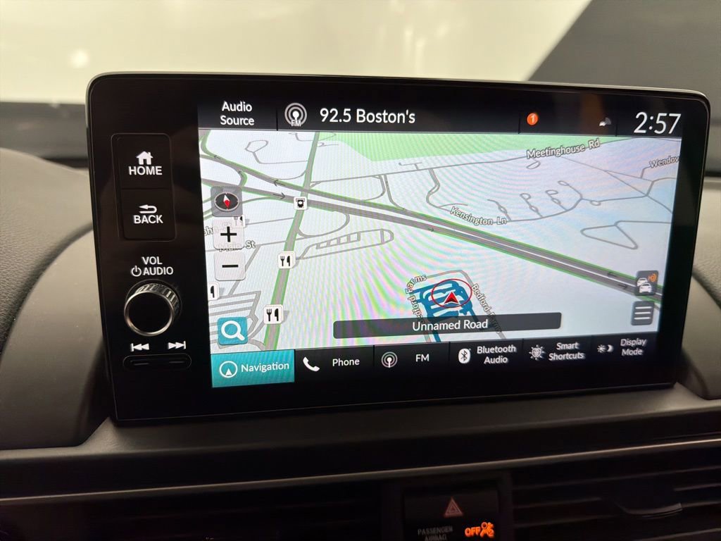 Used 2025 Honda Pilot Touring image 16